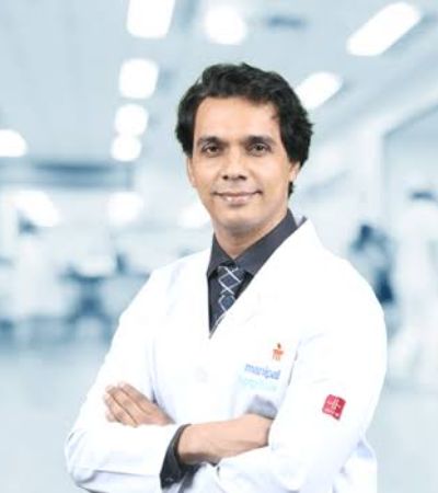 dr Sinukumar Bhaskaran orthopedic doctor at Paarasmani Hospital Pune, Hadpsar
